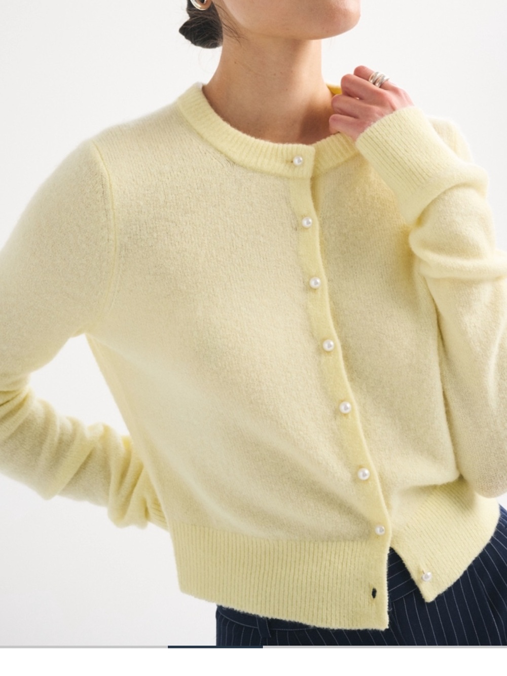 Abercrombie Merino Wool Blend Shrunken Crew Cardigan - Medium
